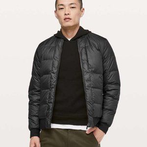 Lululemon About-Face Bomber down filled & water repellent reversible jacket